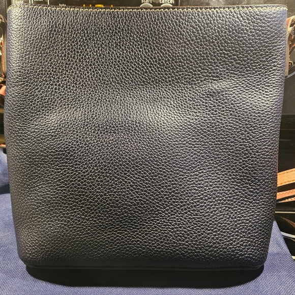 Dooney & Bourke Pebble Grain Zip  Midnight Blue Color Crossbody - Picture 2 of 10